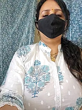 Snapshot of cute-tanvi chatting on March 2025 08:21:02 AM cute-tanvi online show from March 2025 08:21:02 AM