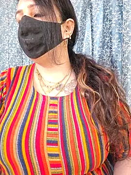 Snapshot of cute-tanvi chatting on March 2025 01:48:01 AM cute-tanvi online show from March 2025 01:48:01 AM