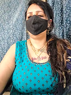 Snapshot of cute-tanvi chatting on March 2025 07:48:01 AM cute-tanvi online show from March 2025 07:48:01 AM