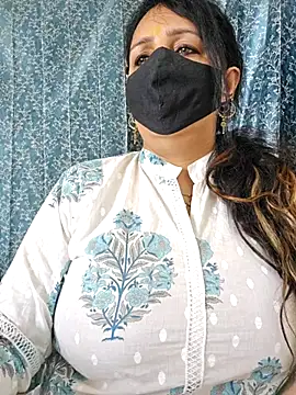 Snapshot of cute-tanvi chatting on March 2025 07:46:02 AM cute-tanvi online show from March 2025 07:46:02 AM