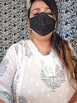 Snapshot of cute-tanvi chatting on September 2025 01:16:02 AM cute-tanvi online show from September 2025 01:16:02 AM