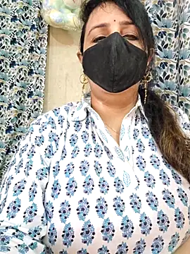 cute-tanvi online show from October 2025 01:17:02 AM