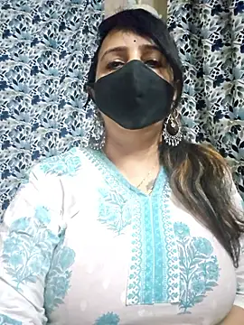 cute-tanvi online show from January 2026 11:51:02 PM