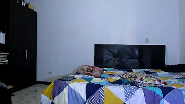 ares sexxx online show from February 2026 02:43:02 PM