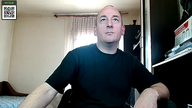 Snapshot of Johan___Barker chatting on January 2025 10:43:02 AM Johan Barker online show from January 2025 10:43:02 AM
