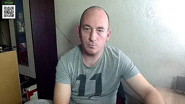Snapshot of Johan___Barker chatting on February 2025 03:40:01 PM Johan Barker online show from February 2025 03:40:01 PM