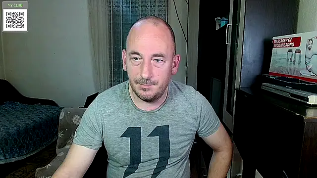 Snapshot of Johan___Barker chatting on March 2025 06:40:02 AM Johan Barker online show from March 2025 06:40:02 AM