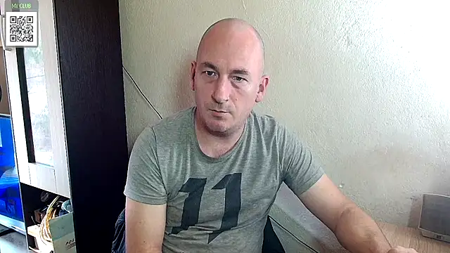 Snapshot of Johan___Barker chatting on March 2025 11:16:01 AM Johan Barker online show from March 2025 11:16:01 AM