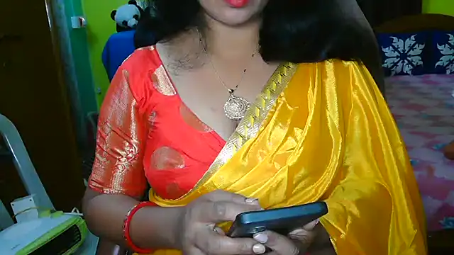 Snapshot of Anushka_21 chatting on December 2024 07:29:01 PM Anushka 21 online show from December 2024 07:29:01 PM