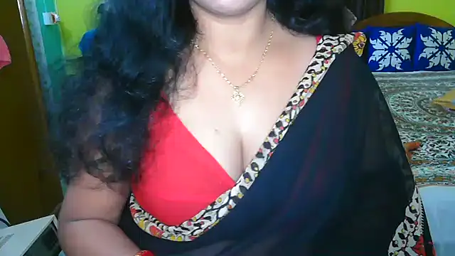 Snapshot of Anushka_21 chatting on January 2025 07:39:01 PM Anushka 21 online show from January 2025 07:39:01 PM