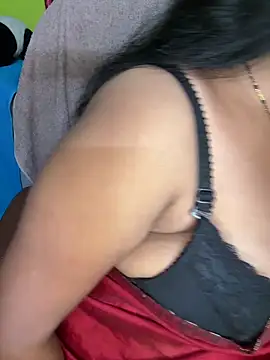 Snapshot of Anushka_21 chatting on May 2026 07:11:01 PM Anushka 21 online show from May 2026 07:11:01 PM