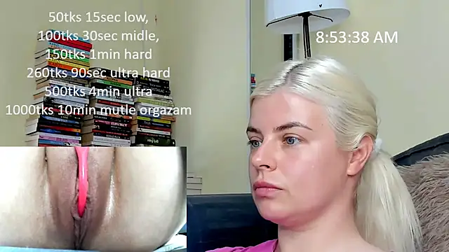 Snapshot of queenofthenighttt chatting on May 2026 06:55:02 AM queenofthenighttt online show from May 2026 06:55:02 AM