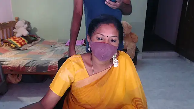 Snapshot of Novapol chatting on June 2026 05:12:01 AM Novapol online show from June 2026 05:12:01 AM