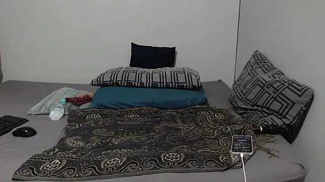 Snapshot of ANGELINE600 chatting on October 2025 09:28:02 PM ANGELINE600 online show from October 2025 09:28:02 PM