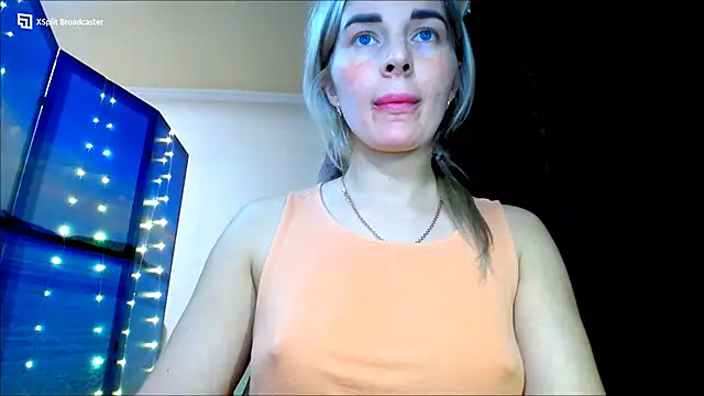 Snapshot of miaa_sunn chatting on December 2024 10:27:01 PM miaa sunn online show from December 2024 10:27:01 PM