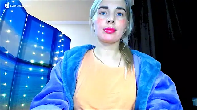 Snapshot of miaa_sunn chatting on January 2025 06:56:01 PM miaa sunn online show from January 2025 06:56:01 PM