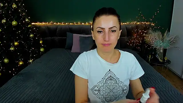 Rebecca Diamond online show from January 2025 09:08:01 AM