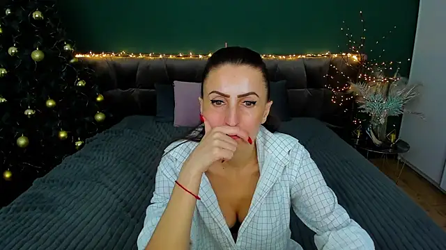 Rebecca Diamond online show from January 2025 12:20:02 PM