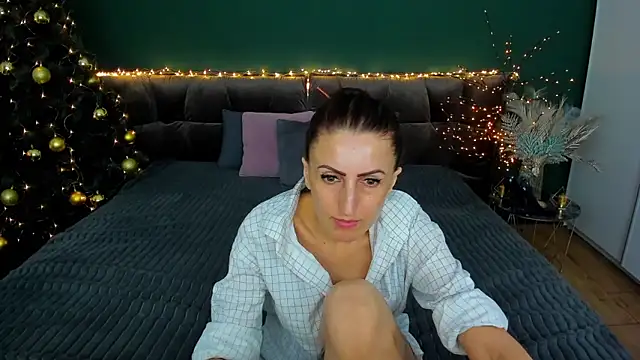 Rebecca Diamond online show from January 2025 03:32:01 PM