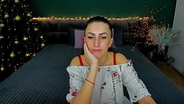 Rebecca Diamond online show from January 2025 09:57:01 AM