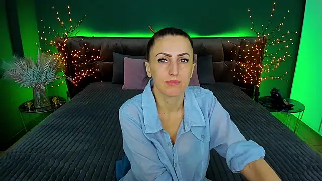 Rebecca Diamond online show from January 2025 06:13:02 AM