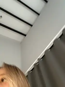 curchez  online show from February 2026 09:02:02 PM