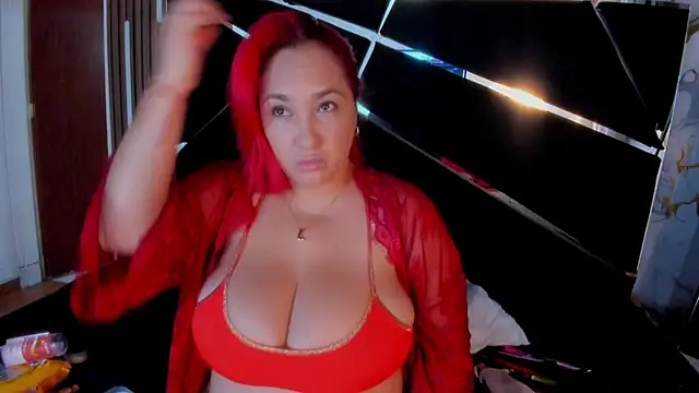 Eva MilfF online show from December 2025 12:23:02 PM