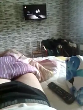 Snapshot of Rolandxxxr chatting on February 2026 11:52:01 AM Rolandxxxr online show from February 2026 11:52:01 AM