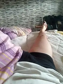 Snapshot of Rolandxxxr chatting on February 2026 09:38:01 AM Rolandxxxr online show from February 2026 09:38:01 AM