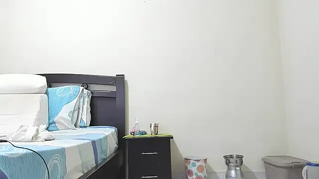 Snapshot of mara2020_69 chatting on February 2026 12:43:02 PM mara2020 69 online show from February 2026 12:43:02 PM