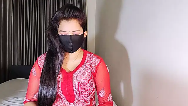 Snapshot of YourLovelyQueen chatting on March 2025 08:19:01 PM YourLovelyQueen online show from March 2025 08:19:01 PM