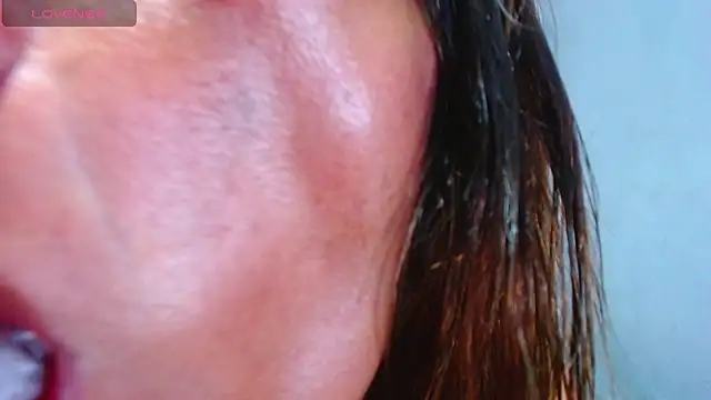 GraanTiigresa online show from October 2025 04:57:01 PM