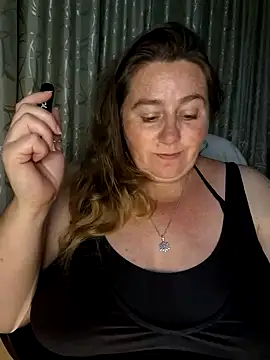 Snapshot of Iceprincess2bad4u chatting on January 2025 05:59:01 PM Iceprincess2bad4u online show from January 2025 05:59:01 PM