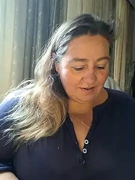 Snapshot of Iceprincess2bad4u chatting on January 2025 06:24:02 AM Iceprincess2bad4u online show from January 2025 06:24:02 AM