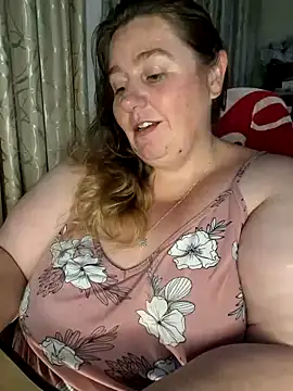Snapshot of Iceprincess2bad4u chatting on January 2025 06:24:02 PM Iceprincess2bad4u online show from January 2025 06:24:02 PM