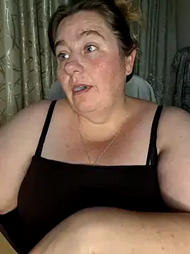 Snapshot of Iceprincess2bad4u chatting on February 2025 05:37:01 PM Iceprincess2bad4u online show from February 2025 05:37:01 PM