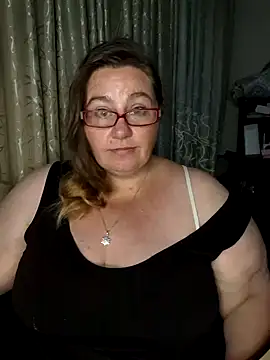 Snapshot of Iceprincess2bad4u chatting on March 2025 05:27:01 PM Iceprincess2bad4u online show from March 2025 05:27:01 PM