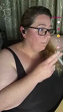 Snapshot of Iceprincess2bad4u chatting on September 2025 06:40:01 PM Iceprincess2bad4u online show from September 2025 06:40:01 PM