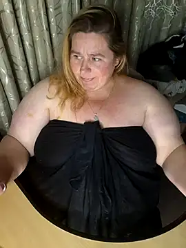 Snapshot of Iceprincess2bad4u chatting on September 2025 06:22:02 PM Iceprincess2bad4u online show from September 2025 06:22:02 PM