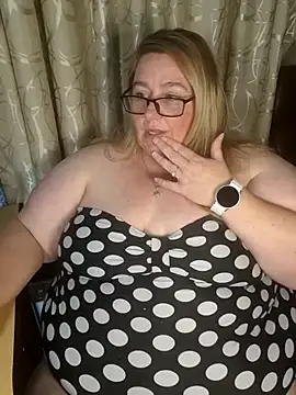 Iceprincess2bad4u online show from February 2026 06:16:01 PM