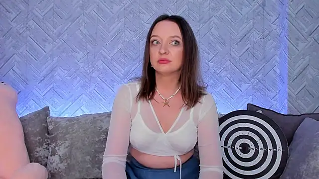 EvaBarsa  online show from September 2025 01:38:02 AM