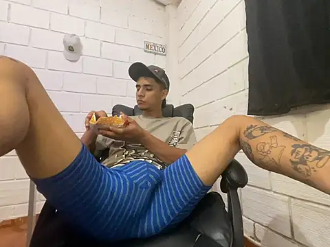 Max TheHorseDick online show from May 2026 03:13:02 AM