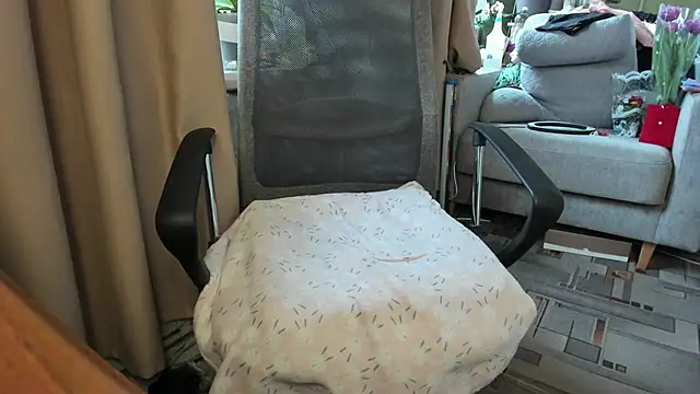 Anita-boobs online show from March 2025 02:00:01 PM