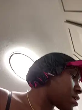 Foreignthababyy online show from April 2026 05:52:01 AM