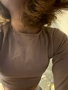 -AngelAri- online show from December 2025 09:05:01 AM