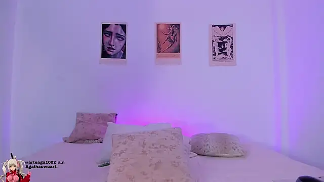 Moonlight1002 online show from November 2025 02:42:01 PM