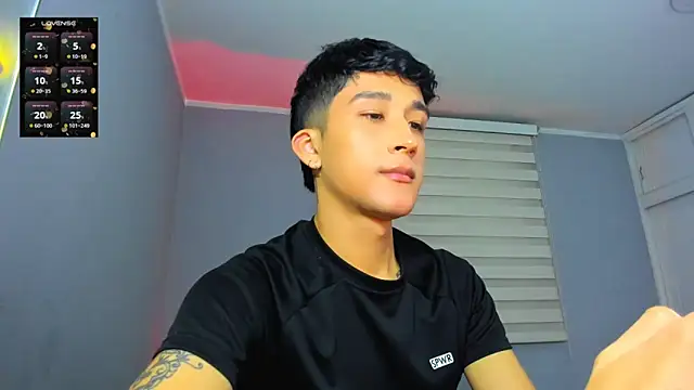 tom Howard online show from November 2025 03:43:02 AM