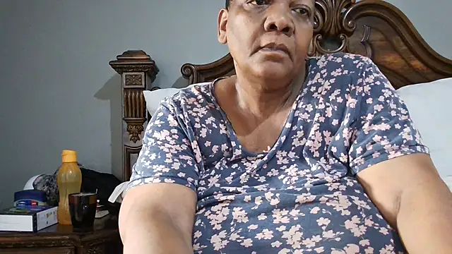 SEXYBOOBSNASS online show from October 2025 04:23:02 AM