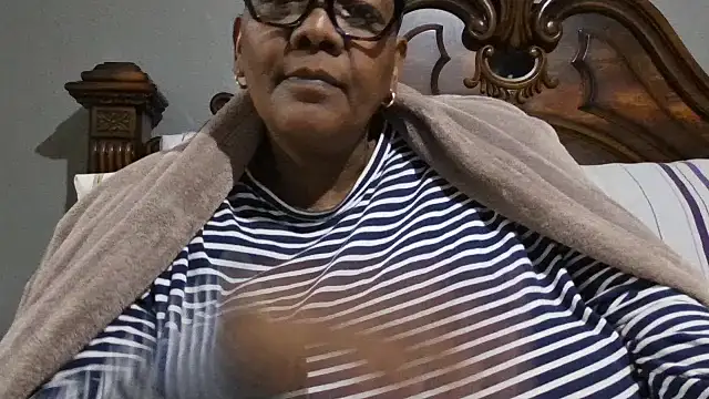 SEXYBOOBSNASS online show from October 2025 07:03:02 PM