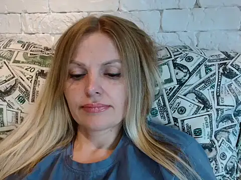 Snapshot of Angel_girllovemy chatting on October 2025 08:42:02 AM Angel girllovemy online show from October 2025 08:42:02 AM